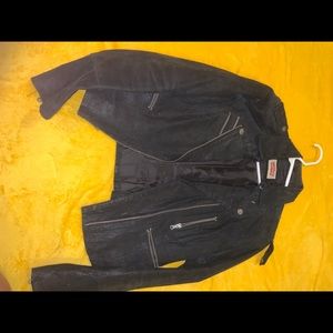 Women’s Levi Jacket Medium